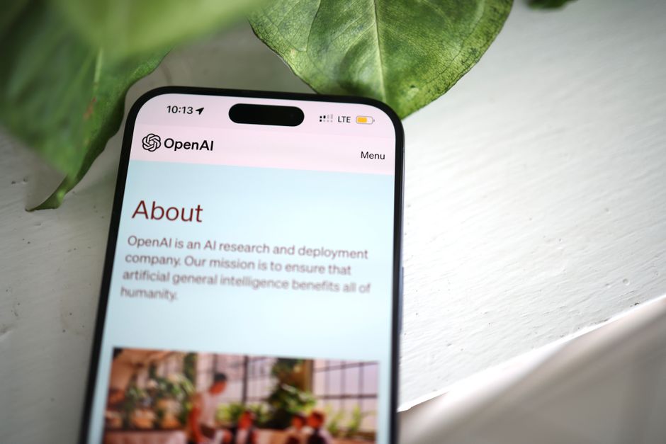 חברת OpenAI חשפה: מודלים שלנו יצאו משליטה ותקפו אתר - מה זה אומר לעסקים